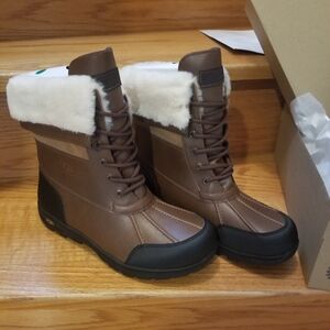UGG Tan and Black Boots with Cream Fur